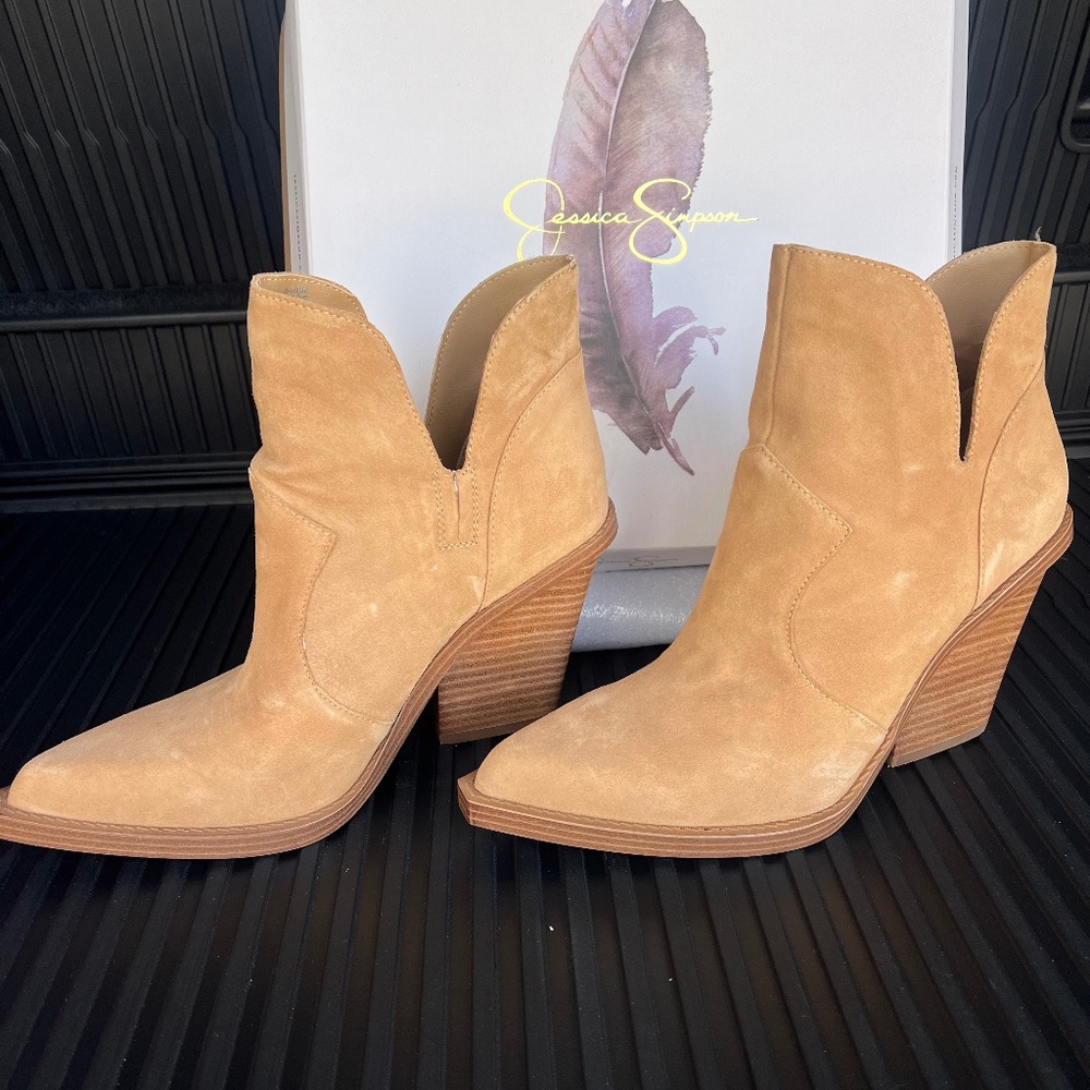 Jessica Simpson Womens Beige Leeshi Slip On Leather Western Boot 8 M